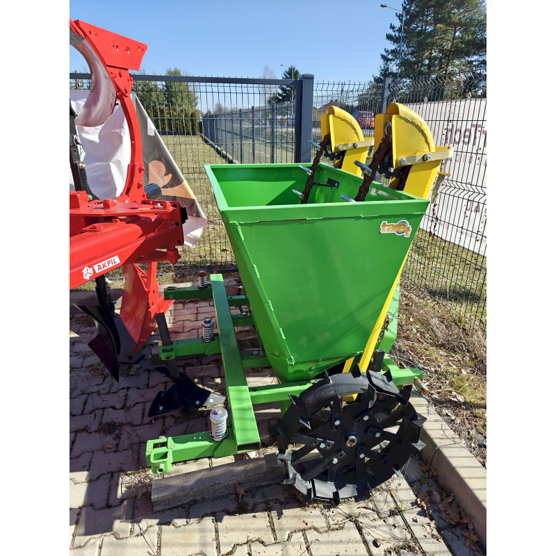 Sadzarka do ziemniaków dwurzędowa Taret S245 metalowe koszyki - powystawowa Sadzarka do ziemniaków dwurzędowa Taret S245 metalowe koszyki - powystawowa